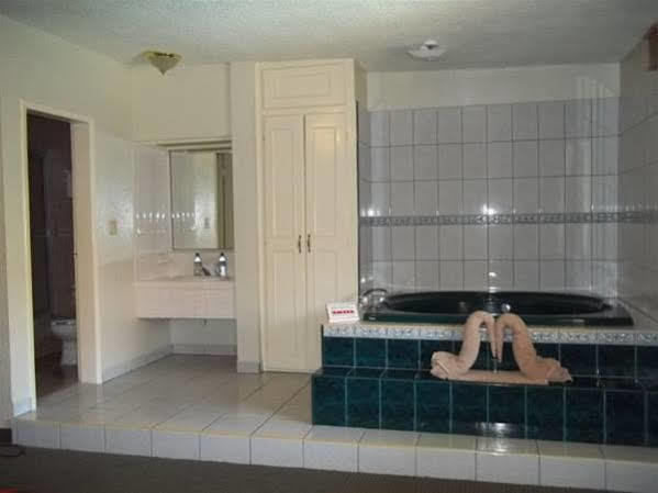Del Mar Inn Playas Tijuana Eksteriør billede